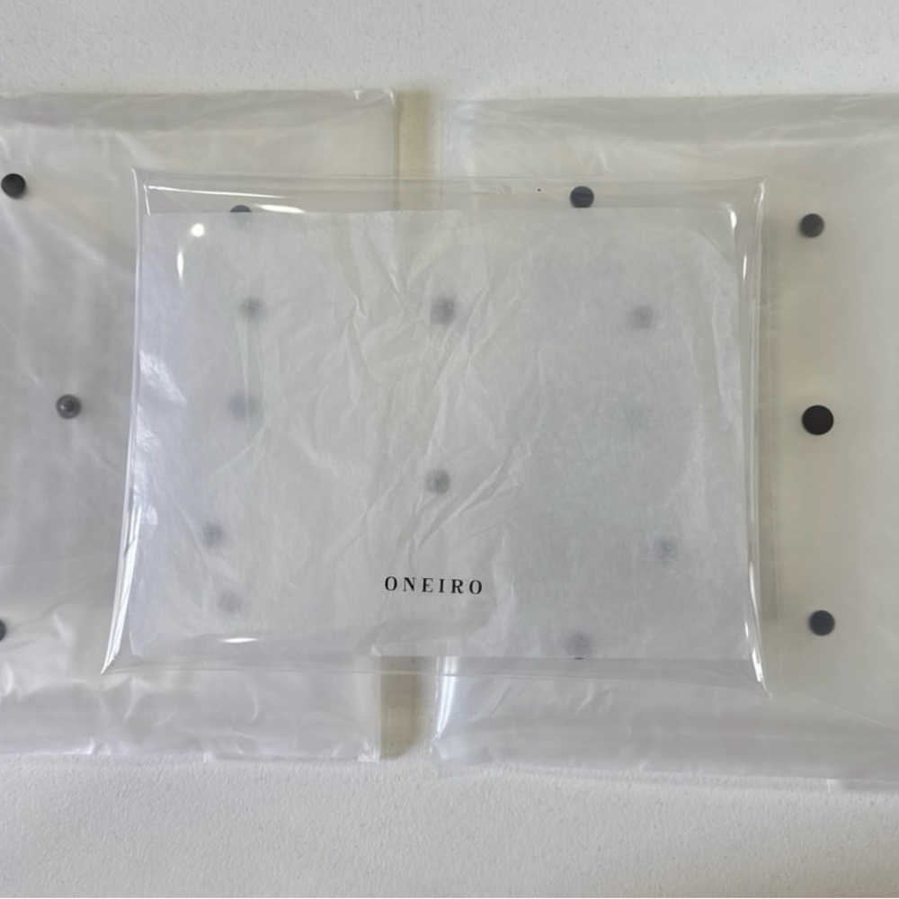 Oneiro Clear Waterproof Travel Pouch